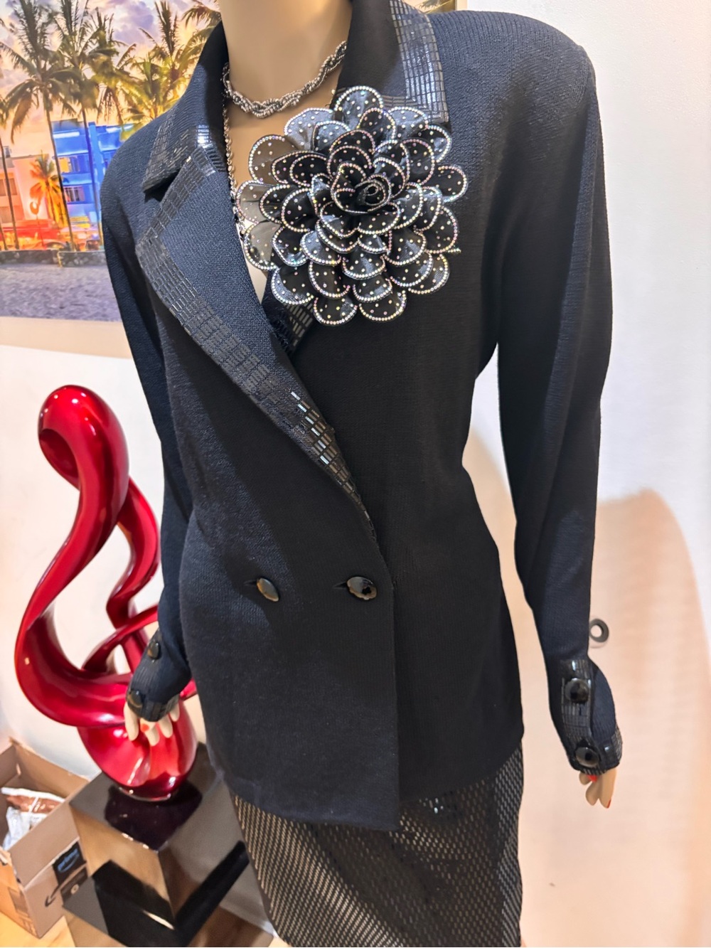 St. John Black sequined skirt suit Blazer paillettes shimmer embellished 10 8 - Picture 2 of 8